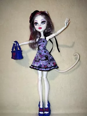 Monster High Catrine DeMew - Shriekwrecked. COMPLETELY PALE & UNPREPARED PUSS! • $25.05