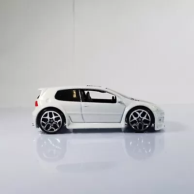 Hot Wheels Volkswagen Golf GTI White 2007 New Model #27/180 Loose • $12.59