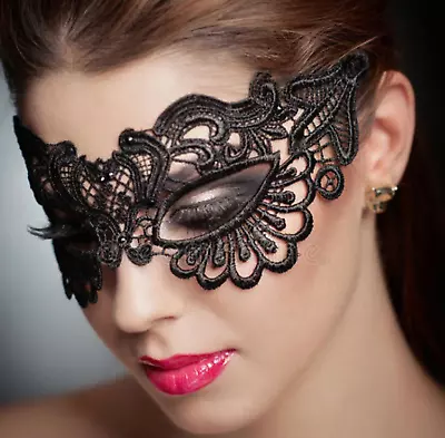 Sexy Party Eye Mask Halloween Cosplay Black Lace Eye Mask Fancy Dress • £2.99