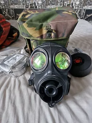 S10 Gas Mask Size 3 • £80