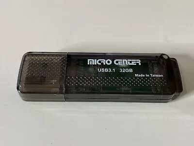 Micro Center SuperSpeed 1  32GB USB 3.0 Flash Drive  • $9