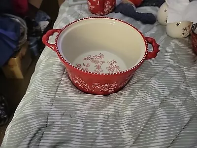 TEMP-TATIONS Ovenware By Tara Quart HANDLED CASSEROLE Red & White Floral Lace • $84.19