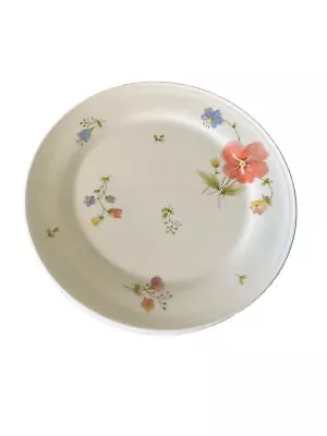 MIKASA  JUST FLOWERS  BONE CHINA Salad/Lunch HAVE 9 PLATES 7.5  • $8.50