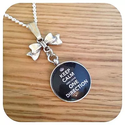 One**direction ** BOY ** BAND Keep Calm Bow  Round Necklace  • £3.99