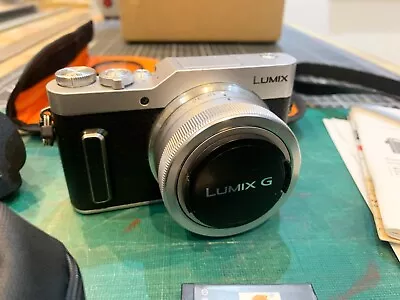 Panasonic Lumix DC-GX880K Camera & Accessories • £120