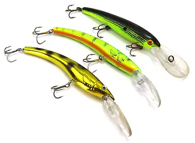 Mann's S20+ & Unbranded Large Deep Diving Plastic Fishing Lures Lot Of 3 Read • $17.99