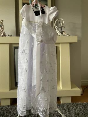 £20 • Buy Cinda Christening Gown 3-6 Months New With Tags (with Matching Bonnet)