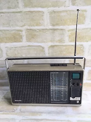 📻 VINTAGE Very Rare & Hard To Find - PHILIPS PORTABLE RADIO - • $79.99