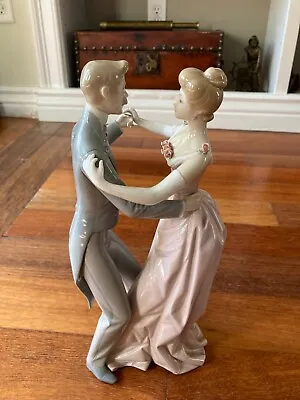 $120 • Buy Lladro 1372 Anniversary Waltz Dance Couple  Approx. 12.5   Tall, 1978 (1st Year)