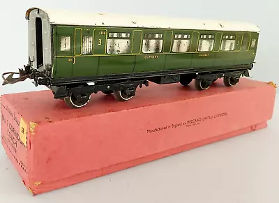 (B) O Gauge HORNBY SERIES No. 2  S.R. Corridor Coach 1311 - Southern Railways • £160