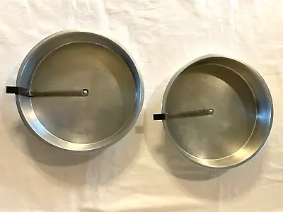 $14.95 • Buy Two Round Comet Aluminum 9   X 1 1/2  Cake Cooking Pan USA