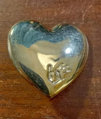 Collectible Variety Club Gold Heart Pin Badge - 1999 Handprint  • £2