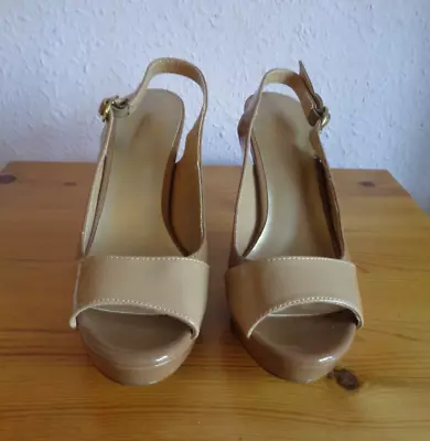 Slingback Shoe By Wallis Size 6/39 Brown & Beige Peep Toe Stiletto NWOB • £8