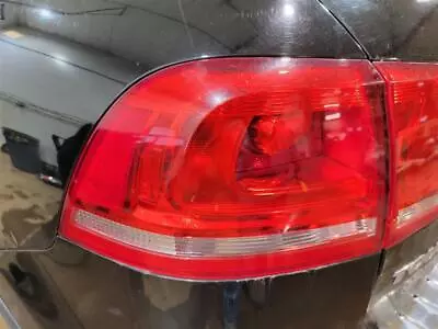 Used Left Tail Light Assembly Fits: 2012 Volkswagen Touareg W/o LED Quarter Pane • $109