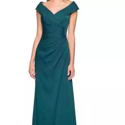 La Femme Women's Emerald Green Ruched Cap Sleeves V-Neckline Gown Dress Size 16 • $120