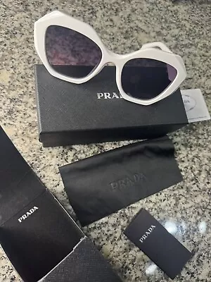 PRADA PR 16WS 142130 White Grey Gradient Women's 53 Mm Sunglasses • $64.99