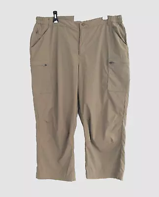 L L Bean Cargo Capri Nylon Stretch Outdoor Hiking Fishing Pants Mens Size XL • $18.99