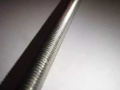 STAINLESS STEEL M2.5 2.5MM THREADED BAR STUDDING ROD ALL THREAD 200mm NEW • £3.49