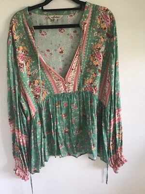 $24 • Buy Arnhem Blouse Size 16