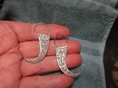 Vintage Middle Eastern Hand Made Sterling Silver Dangle Earrings • $24.99