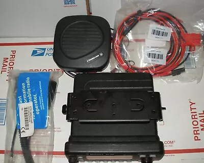 Motorola MCS2000 VHF Business Band Radio Pkg • $159