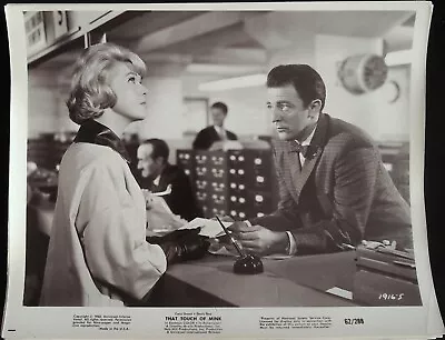 That Touch Of Mink 8 X 10 Still 1962 Doris Day John Astin! • $7.99