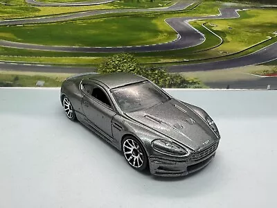 Hot Wheels Aston Martin DBS Silver • $3.11