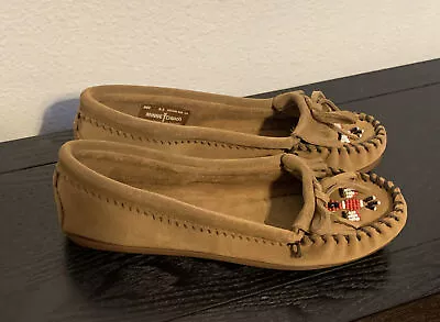 Minnetonka Moccasins 603 Thunderbird II Dusty Brown Wonen’s Size 8.5  • $24