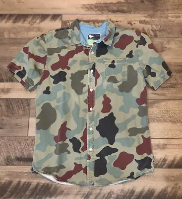 Modern Amusement Men's Camo Short Sleeve Shirt Size Large • $25.99