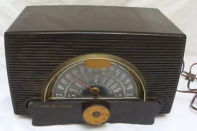 General Electric FM AM Bakelite Tube Radio Model 408 Armstrong System Vintage • $49.99