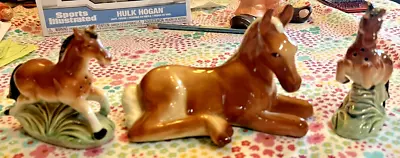 Vintage Victoria Ceramics Horse Salt And Peppe Shakers - Bonus Ceramic Horse • $24.99