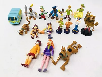 Scooby Doo Mystery Solving Crew Fred Daphne Velma Shaggy - Mixed Lot 16 Figures • $33.75