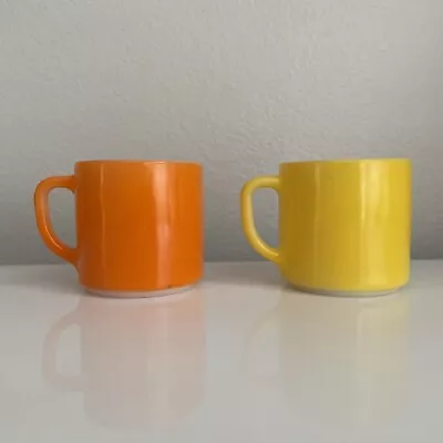 VTG Federal Milk Glass Mugs Orange Yellow Heat Proof LOT OF 2 Citrus • $14.98