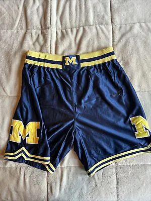 Vintage Early 90s Nike Michigan Wolverines Fab Five Basketball Shorts Size Large • $150