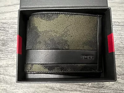 $85 • Buy Tumi Brand Mens Double Billfold Wallet Camo Jacquard Print