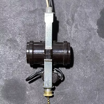 $5 • Buy Triboro 2-Light Socket Cluster Pull Chain Lampholder 660W 125/250V