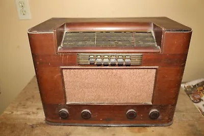 Vintage 1941 RCA Model 28T Tube Table Top Radio Short Wave Wood Case • $125