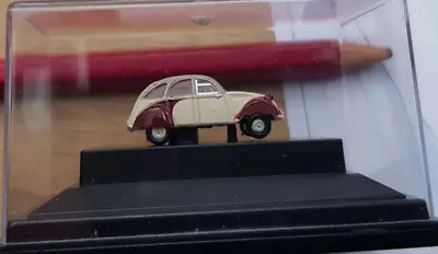 N Gauge Oxford Diecast - Citroen 2CV • £5.50