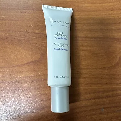 MARY KAY Full Coverage Foundation Beige 305 Silver Cap Normal To Dry Skin • $18