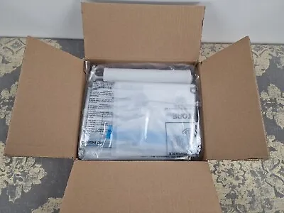 Amazon Basics Vacuum Compression Storage Bags Airtight Valve And Hand Pump A10 • £7.16