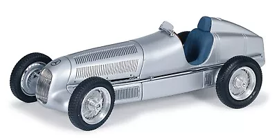 CMC 1/18 Mercedes-Benz W25 1934 Ein Mythos In Weib M-033 • $390