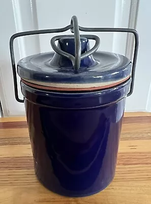 Vintage Cobalt Blue Stoneware Rubber Ring Lidded Bale And Wire Crock 5.5  Tall • $14.99