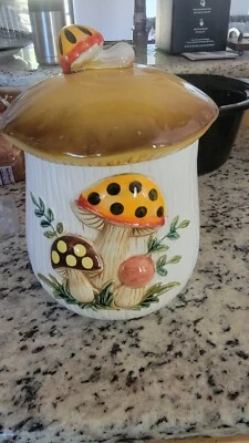 $0.99 • Buy Vintage Mushroom Canister Set