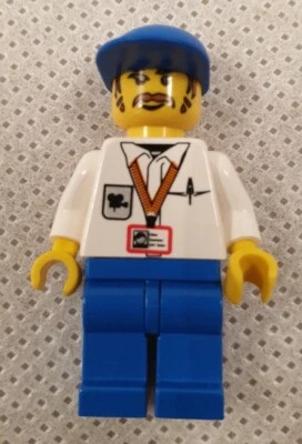 £5.99 • Buy Vintage Lego Studios 1357 Cameraman Minifigure 