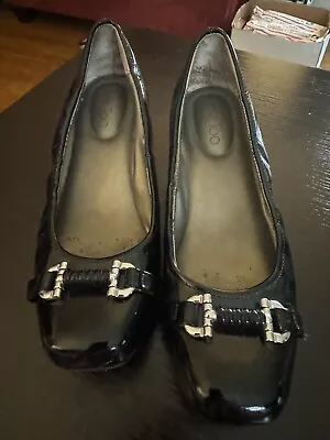 Me Too Black Patent Leather Silver Buckle  2” Wedge - Size 10m • $9.16