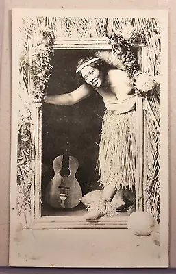 VINTAGE 1930's-40's RISQUE HULA GIRL B&W PHOTO 3 1/2  X 5 3/4   D • $24.95