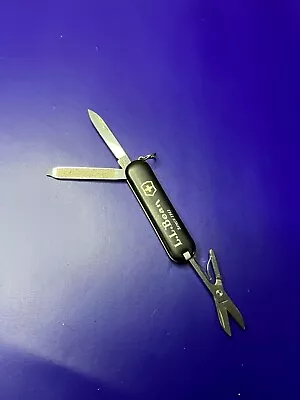 L.L.BEAN Victorinox Swiss Army Classic SD Knife Black • $15