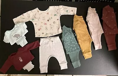 Baby Clothes Bundle • £7