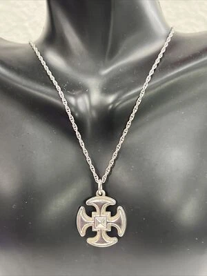 $79.99 • Buy ❤️ RETIRED Rare James Avery Sterling Canterbury Maltese Cross Pendant Necklace