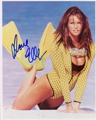 Elle MacPherson (Vintage) In-person Signed 8x10 Photo  • $90